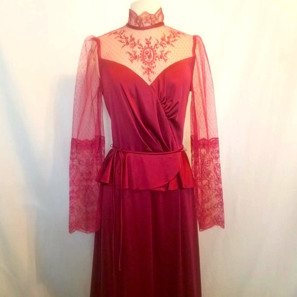 **SOLD** Beautiful Vintage Burgandy top Lace Dress - Picture 1 of 7